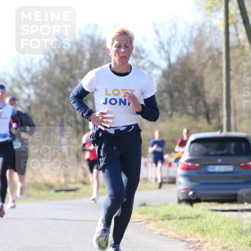 06.04.2025 - 44. Internationalen Wilhelmsburger Insellauf Jannik Wohlers http://msf.ph/oto/7621596 06.04.2025 10:14:11 Laufen  meine-sportfotos.de