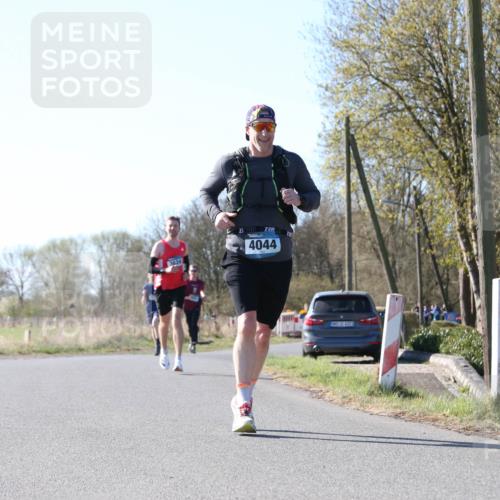 06.04.2025 - 44. Internationalen Wilhelmsburger Insellauf Jannik Wohlers http://msf.ph/oto/7621600 06.04.2025 10:14:18 Laufen 3624, 4044, 31, 4323 meine-sportfotos.de