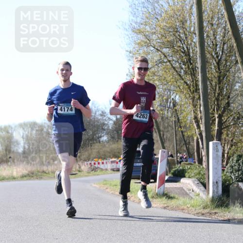 06.04.2025 - 44. Internationalen Wilhelmsburger Insellauf Jannik Wohlers http://msf.ph/oto/7621622 06.04.2025 10:14:26 Laufen 4174, 4263 meine-sportfotos.de