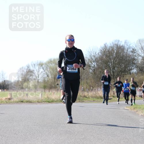 06.04.2025 - 44. Internationalen Wilhelmsburger Insellauf Jannik Wohlers http://msf.ph/oto/7621636 06.04.2025 10:14:42 Laufen 3562, 3051, 31, 4321 meine-sportfotos.de