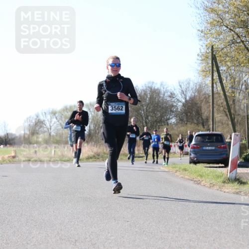 06.04.2025 - 44. Internationalen Wilhelmsburger Insellauf Jannik Wohlers http://msf.ph/oto/7621639 06.04.2025 10:14:43 Laufen 443, 3562, 4321 meine-sportfotos.de