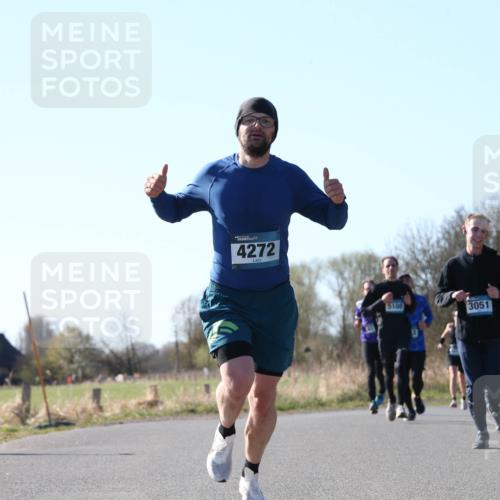 06.04.2025 - 44. Internationalen Wilhelmsburger Insellauf Jannik Wohlers http://msf.ph/oto/7621653 06.04.2025 10:14:48 Laufen 4272, 5108, 3051, 4347 meine-sportfotos.de