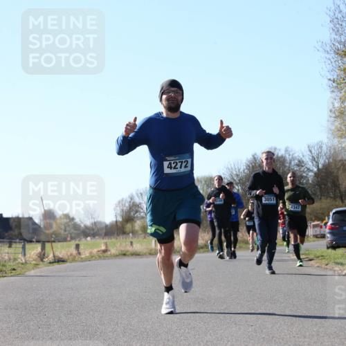 06.04.2025 - 44. Internationalen Wilhelmsburger Insellauf Jannik Wohlers http://msf.ph/oto/7621657 06.04.2025 10:14:49 Laufen 4272, 5108, 4403, 3051, 4347, 31, 4323 meine-sportfotos.de