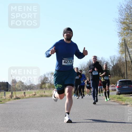 06.04.2025 - 44. Internationalen Wilhelmsburger Insellauf Jannik Wohlers http://msf.ph/oto/7621659 06.04.2025 10:14:49 Laufen 4272, 108, 3051, 4347, 4, 31, 4923 meine-sportfotos.de