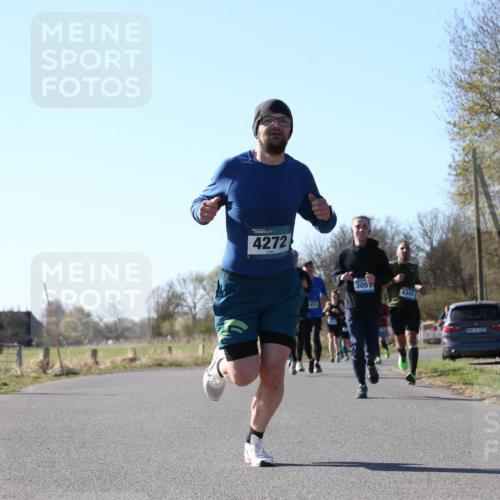 06.04.2025 - 44. Internationalen Wilhelmsburger Insellauf Jannik Wohlers http://msf.ph/oto/7621660 06.04.2025 10:14:49 Laufen 4272, 3051, 4347 meine-sportfotos.de