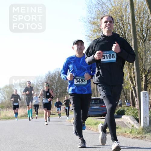 06.04.2025 - 44. Internationalen Wilhelmsburger Insellauf Jannik Wohlers http://msf.ph/oto/7621687 06.04.2025 10:14:54 Laufen 4413, 3453, 5108 meine-sportfotos.de