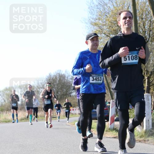 06.04.2025 - 44. Internationalen Wilhelmsburger Insellauf Jannik Wohlers http://msf.ph/oto/7621689 06.04.2025 10:14:54 Laufen 4413, 3453, 5108 meine-sportfotos.de