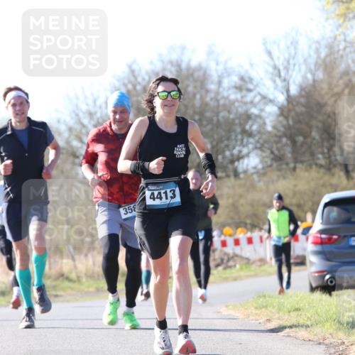 06.04.2025 - 44. Internationalen Wilhelmsburger Insellauf Jannik Wohlers http://msf.ph/oto/7621695 06.04.2025 10:14:55 Laufen 3741, 358, 4413, 31, 4321 meine-sportfotos.de