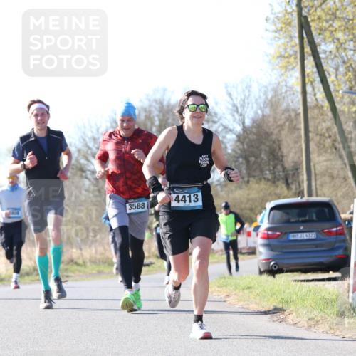 06.04.2025 - 44. Internationalen Wilhelmsburger Insellauf Jannik Wohlers http://msf.ph/oto/7621699 06.04.2025 10:14:56 Laufen 3741, 3588, 4413, 31, 4323 meine-sportfotos.de