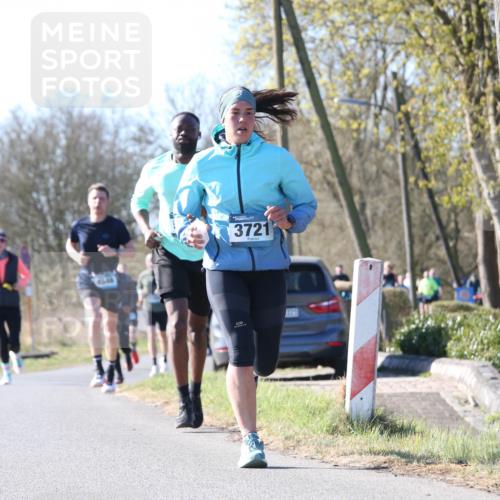06.04.2025 - 44. Internationalen Wilhelmsburger Insellauf Jannik Wohlers http://msf.ph/oto/7621748 06.04.2025 10:15:08 Laufen 4546, 3721 meine-sportfotos.de