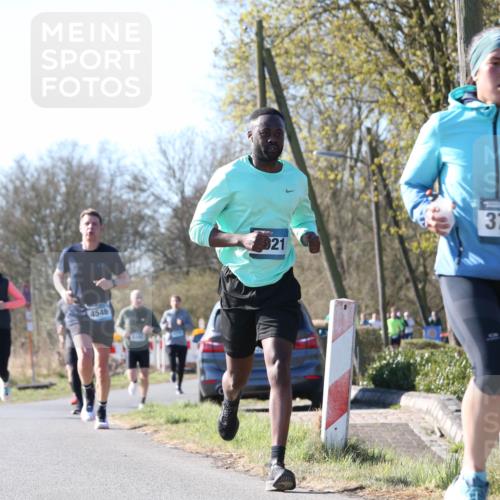 06.04.2025 - 44. Internationalen Wilhelmsburger Insellauf Jannik Wohlers http://msf.ph/oto/7621756 06.04.2025 10:15:09 Laufen 4546, 821, 3721 meine-sportfotos.de
