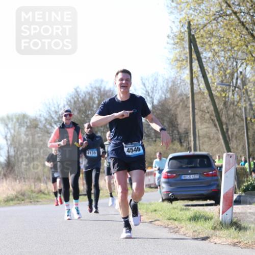 06.04.2025 - 44. Internationalen Wilhelmsburger Insellauf Jannik Wohlers http://msf.ph/oto/7621768 06.04.2025 10:15:12 Laufen 4135, 4546, 31, 4323 meine-sportfotos.de