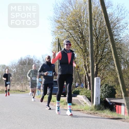 06.04.2025 - 44. Internationalen Wilhelmsburger Insellauf Jannik Wohlers http://msf.ph/oto/7621776 06.04.2025 10:15:15 Laufen  meine-sportfotos.de