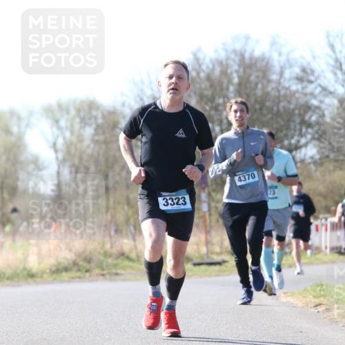 06.04.2025 - 44. Internationalen Wilhelmsburger Insellauf Jannik Wohlers http://msf.ph/oto/7621788 06.04.2025 10:15:18 Laufen 3323, 4370, 23, 31, 4 meine-sportfotos.de