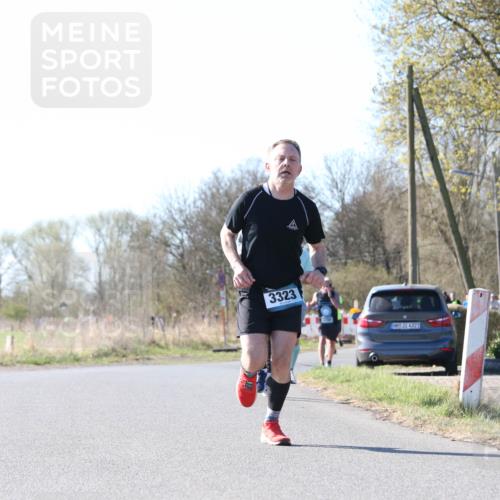 06.04.2025 - 44. Internationalen Wilhelmsburger Insellauf Jannik Wohlers http://msf.ph/oto/7621792 06.04.2025 10:15:19 Laufen 3323, 31, 4323 meine-sportfotos.de