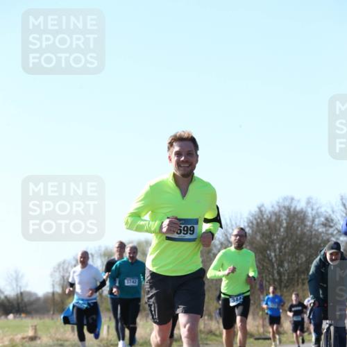 06.04.2025 - 44. Internationalen Wilhelmsburger Insellauf Jannik Wohlers http://msf.ph/oto/7621834 06.04.2025 10:15:34 Laufen 3742, 599, 344 meine-sportfotos.de