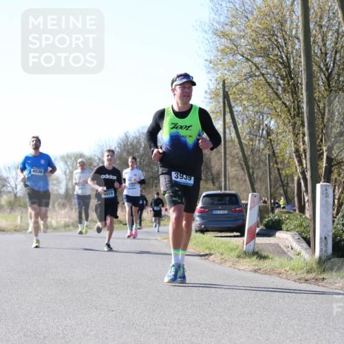 06.04.2025 - 44. Internationalen Wilhelmsburger Insellauf Jannik Wohlers http://msf.ph/oto/7621863 06.04.2025 10:15:42 Laufen 4030, 4459, 3297, 3939 meine-sportfotos.de