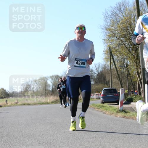 06.04.2025 - 44. Internationalen Wilhelmsburger Insellauf Jannik Wohlers http://msf.ph/oto/7621887 06.04.2025 10:15:49 Laufen 4298, 48, 314725, 4559 meine-sportfotos.de