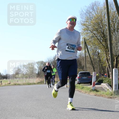 06.04.2025 - 44. Internationalen Wilhelmsburger Insellauf Jannik Wohlers http://msf.ph/oto/7621889 06.04.2025 10:15:49 Laufen 4471, 4298 meine-sportfotos.de