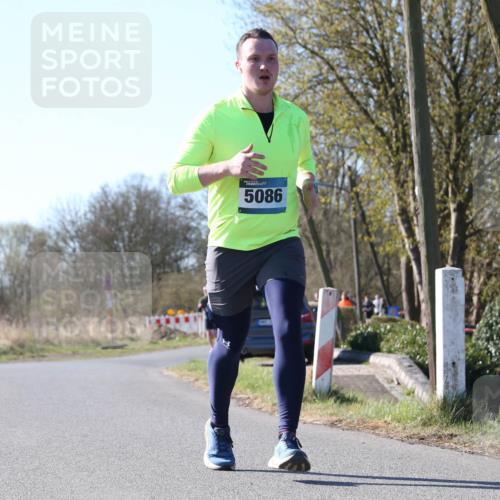 06.04.2025 - 44. Internationalen Wilhelmsburger Insellauf Jannik Wohlers http://msf.ph/oto/7621908 06.04.2025 10:15:55 Laufen 5086, 4529 meine-sportfotos.de