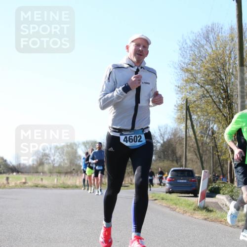 06.04.2025 - 44. Internationalen Wilhelmsburger Insellauf Jannik Wohlers http://msf.ph/oto/7621962 06.04.2025 10:16:30 Laufen 4602, 3445 meine-sportfotos.de