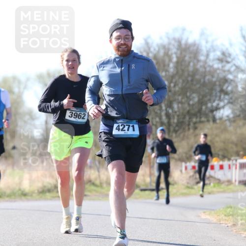 06.04.2025 - 44. Internationalen Wilhelmsburger Insellauf Jannik Wohlers http://msf.ph/oto/7621967 06.04.2025 10:16:33 Laufen 5137, 50, 3962, 4271 meine-sportfotos.de