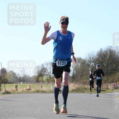 06.04.2025 - 44. Internationalen Wilhelmsburger Insellauf Jannik Wohlers http://msf.ph/oto/7621978 06.04.2025 10:16:38 Laufen 5137, 31, 4323 meine-sportfotos.de
