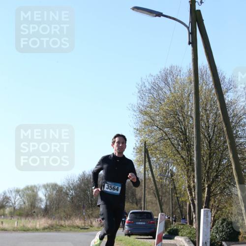 06.04.2025 - 44. Internationalen Wilhelmsburger Insellauf Jannik Wohlers http://msf.ph/oto/7621993 06.04.2025 10:16:47 Laufen 3564, 31, 4323 meine-sportfotos.de