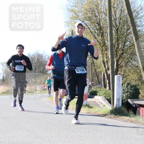 06.04.2025 - 44. Internationalen Wilhelmsburger Insellauf Jannik Wohlers http://msf.ph/oto/7622001 06.04.2025 10:17:02 Laufen 4358, 3769 meine-sportfotos.de