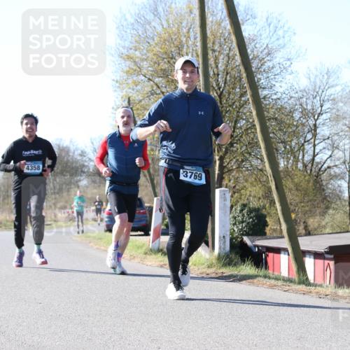 06.04.2025 - 44. Internationalen Wilhelmsburger Insellauf Jannik Wohlers http://msf.ph/oto/7622005 06.04.2025 10:17:02 Laufen 4358, 3769 meine-sportfotos.de