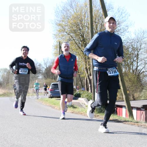 06.04.2025 - 44. Internationalen Wilhelmsburger Insellauf Jannik Wohlers http://msf.ph/oto/7622008 06.04.2025 10:17:02 Laufen 4358, 3769 meine-sportfotos.de
