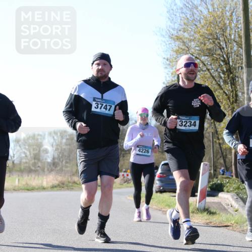 06.04.2025 - 44. Internationalen Wilhelmsburger Insellauf Jannik Wohlers http://msf.ph/oto/7622025 06.04.2025 10:17:18 Laufen 3380, 3747, 4226, 3234, 5002 meine-sportfotos.de