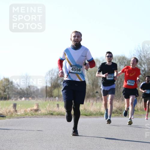 06.04.2025 - 44. Internationalen Wilhelmsburger Insellauf Jannik Wohlers http://msf.ph/oto/7622033 06.04.2025 10:17:31 Laufen 4556, 3863, 3650 meine-sportfotos.de