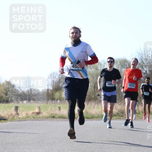06.04.2025 - 44. Internationalen Wilhelmsburger Insellauf Jannik Wohlers http://msf.ph/oto/7622035 06.04.2025 10:17:31 Laufen 45, 386, 3650, 1413 meine-sportfotos.de