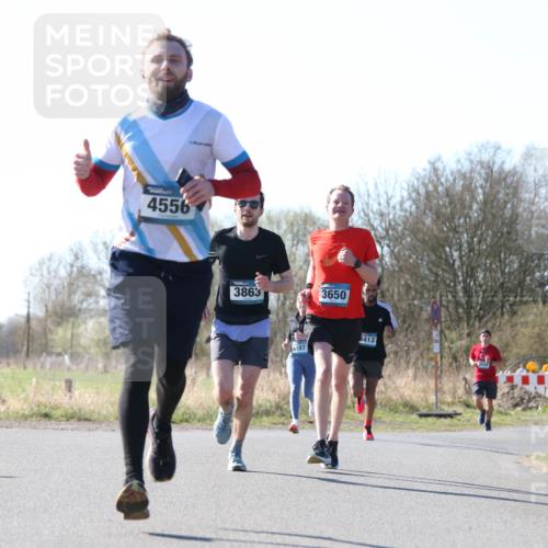 06.04.2025 - 44. Internationalen Wilhelmsburger Insellauf Jannik Wohlers http://msf.ph/oto/7622037 06.04.2025 10:17:32 Laufen 4556, 3863, 3650, 4497, 3413 meine-sportfotos.de