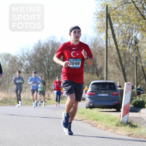 06.04.2025 - 44. Internationalen Wilhelmsburger Insellauf Jannik Wohlers http://msf.ph/oto/7622074 06.04.2025 10:17:46 Laufen 3463, 3049 meine-sportfotos.de