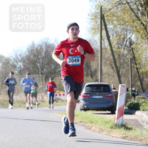 06.04.2025 - 44. Internationalen Wilhelmsburger Insellauf Jannik Wohlers http://msf.ph/oto/7622075 06.04.2025 10:17:46 Laufen 3463, 3049 meine-sportfotos.de