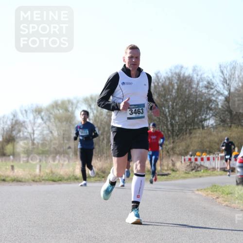 06.04.2025 - 44. Internationalen Wilhelmsburger Insellauf Jannik Wohlers http://msf.ph/oto/7622083 06.04.2025 10:17:49 Laufen 5033, 3463, 31, 4323 meine-sportfotos.de