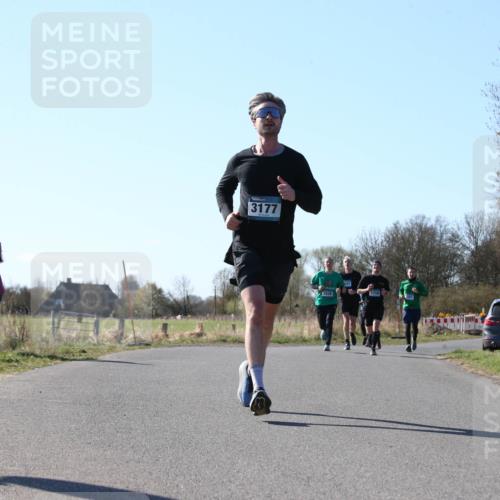 06.04.2025 - 44. Internationalen Wilhelmsburger Insellauf Jannik Wohlers http://msf.ph/oto/7622131 06.04.2025 10:18:09 Laufen 3177, 3826, 3356, 31, 4321 meine-sportfotos.de