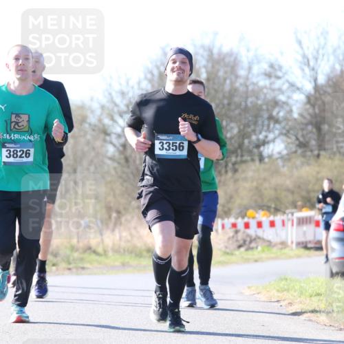 06.04.2025 - 44. Internationalen Wilhelmsburger Insellauf Jannik Wohlers http://msf.ph/oto/7622142 06.04.2025 10:18:12 Laufen 3826, 3356, 31, 4321 meine-sportfotos.de
