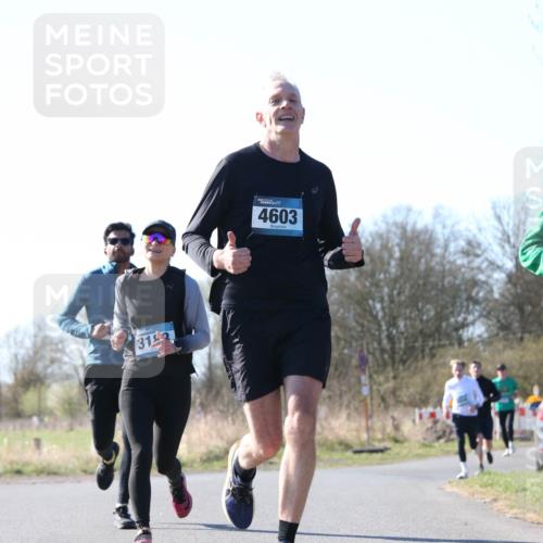 06.04.2025 - 44. Internationalen Wilhelmsburger Insellauf Jannik Wohlers http://msf.ph/oto/7622155 06.04.2025 10:18:16 Laufen 31, 4603, 1, 267 meine-sportfotos.de