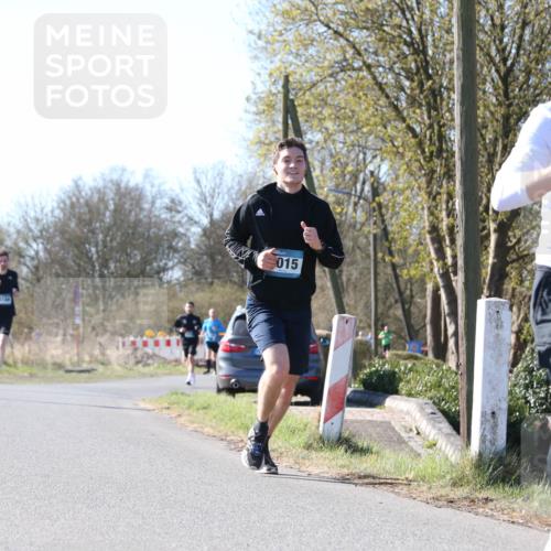 06.04.2025 - 44. Internationalen Wilhelmsburger Insellauf Jannik Wohlers http://msf.ph/oto/7622170 06.04.2025 10:18:25 Laufen 3777, 015, 4058 meine-sportfotos.de