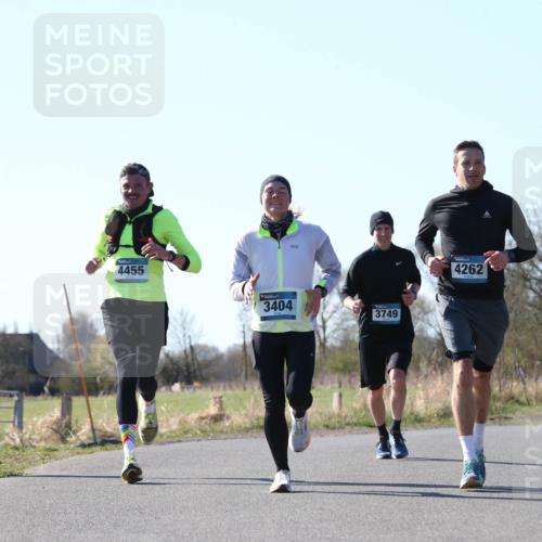 06.04.2025 - 44. Internationalen Wilhelmsburger Insellauf Jannik Wohlers http://msf.ph/oto/7622197 06.04.2025 10:18:46 Laufen 4455, 3404, 3749, 4262 meine-sportfotos.de