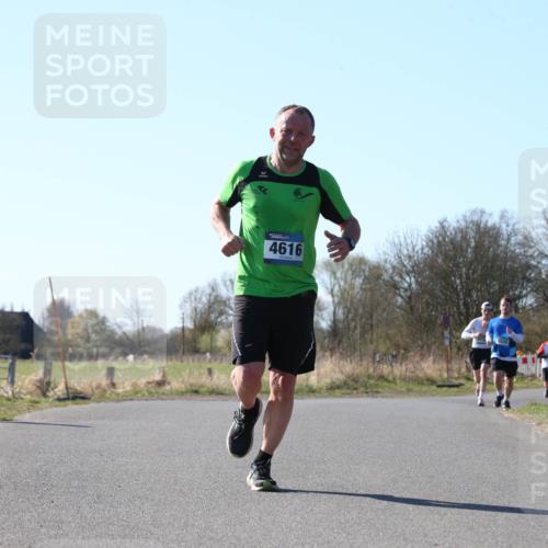 06.04.2025 - 44. Internationalen Wilhelmsburger Insellauf Jannik Wohlers http://msf.ph/oto/7622221 06.04.2025 10:18:58 Laufen 4616, 31, 4323 meine-sportfotos.de