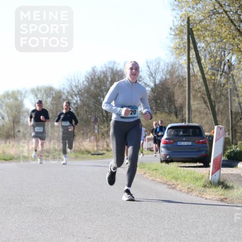 06.04.2025 - 44. Internationalen Wilhelmsburger Insellauf Jannik Wohlers http://msf.ph/oto/7622242 06.04.2025 10:19:19 Laufen 4263, 4264, 20, 31, 4323 meine-sportfotos.de