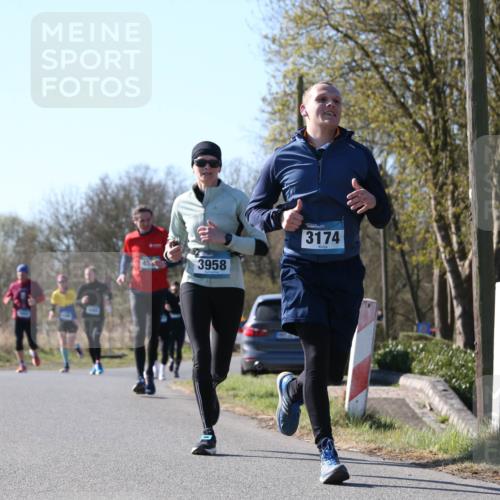 06.04.2025 - 44. Internationalen Wilhelmsburger Insellauf Jannik Wohlers http://msf.ph/oto/7622288 06.04.2025 10:19:57 Laufen 3958, 3174 meine-sportfotos.de