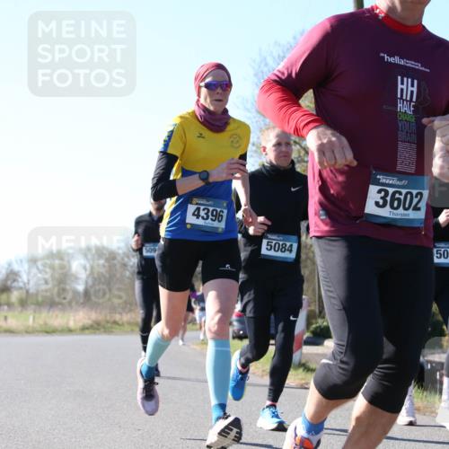 06.04.2025 - 44. Internationalen Wilhelmsburger Insellauf Jannik Wohlers http://msf.ph/oto/7622306 06.04.2025 10:20:07 Laufen 509, 4396, 5084, 28, 3602, 5067 meine-sportfotos.de