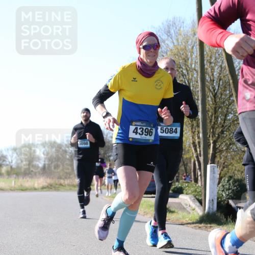 06.04.2025 - 44. Internationalen Wilhelmsburger Insellauf Jannik Wohlers http://msf.ph/oto/7622308 06.04.2025 10:20:07 Laufen 5098, 6, 4396, 5084, 3602 meine-sportfotos.de