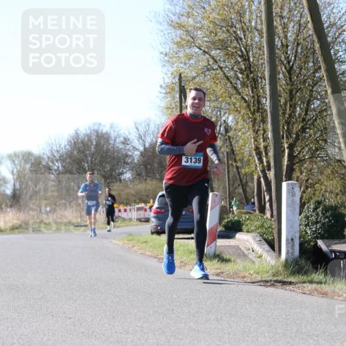 06.04.2025 - 44. Internationalen Wilhelmsburger Insellauf Jannik Wohlers http://msf.ph/oto/7622362 06.04.2025 10:20:38 Laufen 3139 meine-sportfotos.de