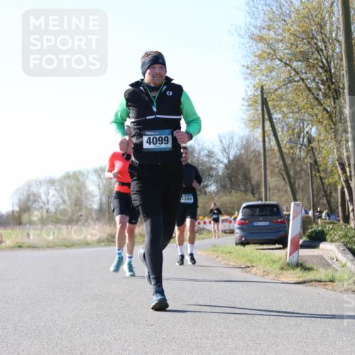 06.04.2025 - 44. Internationalen Wilhelmsburger Insellauf Jannik Wohlers http://msf.ph/oto/7622395 06.04.2025 10:20:59 Laufen 4099, 3350 meine-sportfotos.de
